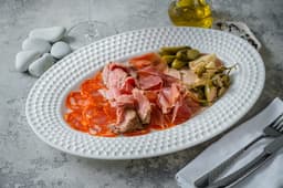 Мясная тарелка